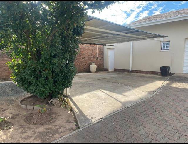 0 BEDROOM HOUSE FOR SALE IN BALMORAL